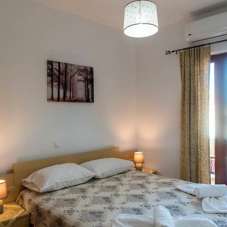 Appartamento Cosy House Paleocastro Esterno foto